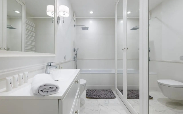Okęcie Lotnisko Lirowa 24 Serviced Apartments P&O