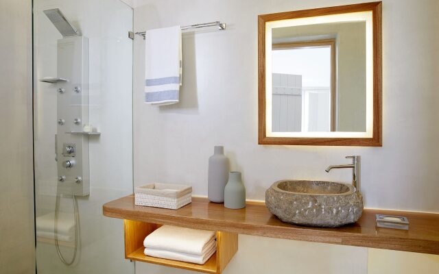 La Perla Villas - Adults Only