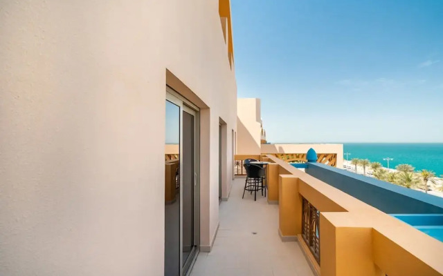 Stunning 2BR Apt Palm Jumeirah