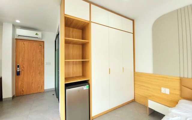 The LuxHomes Royal Apartment – Guest Rooms – Haiphong