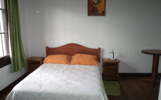 Hostal Casona de Chorrillos - Hostel