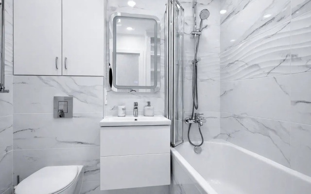 Апарт Мари на набережной Адмирала Трибуца 63