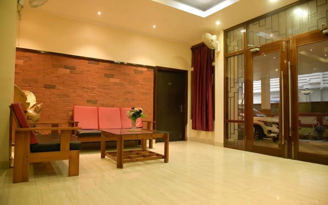 OYO 11737 Prabash Atithi Griha