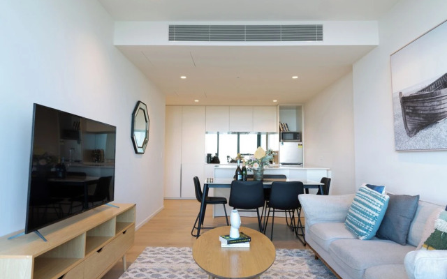 Mega Style Apartments Melbourne Square