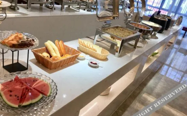 Lavande Hotel Bazhou Shengfang