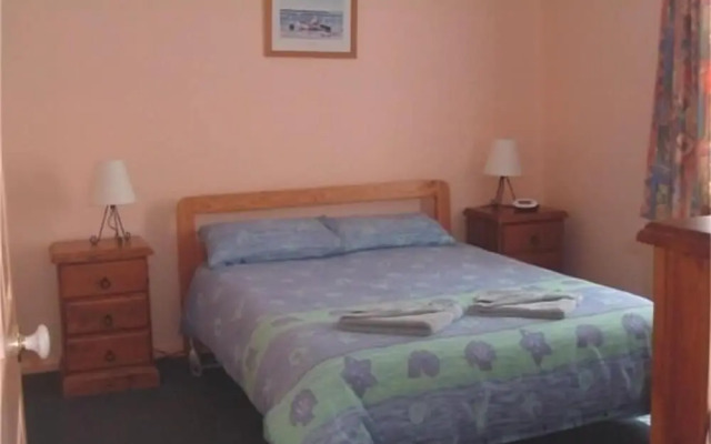 Regatta Point Holiday Park