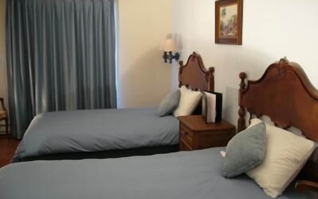 Heron's Landing Hotel
