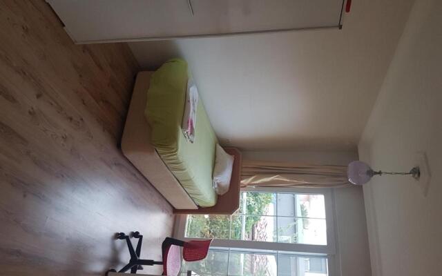 Alaçatı'da Bahçeli 3+1 Villa