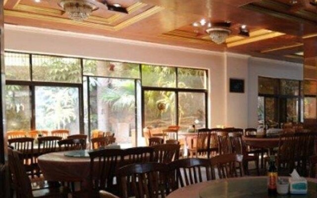 Ruili Hotel