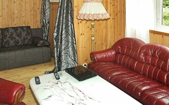 4 Person Holiday Home in Høyheimsvik