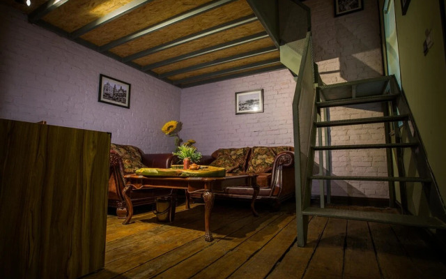 1903 Yard Inn