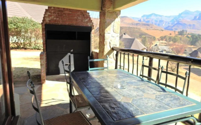 124 Fairways Drakensberg Gardens