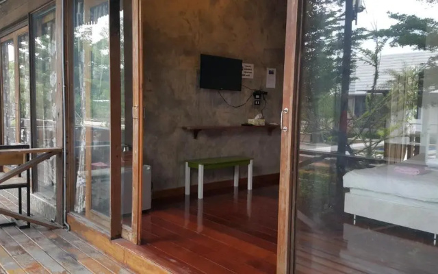 Ingaun Resort Kanchanaburi