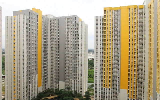 Modern Design 2BR The Springlake Summarecon Apartment