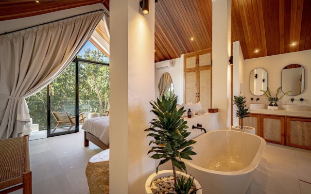Villa Nikki Uluwatu – Guest Rooms – Pecatu