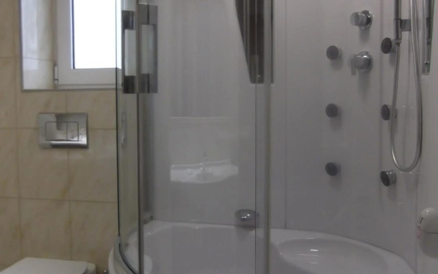 Mariana Hotel