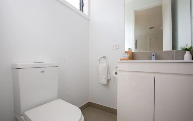 Stunning 3beds Near Knox Shopping Centro@wantirna