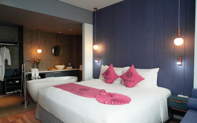 HOME Hotel