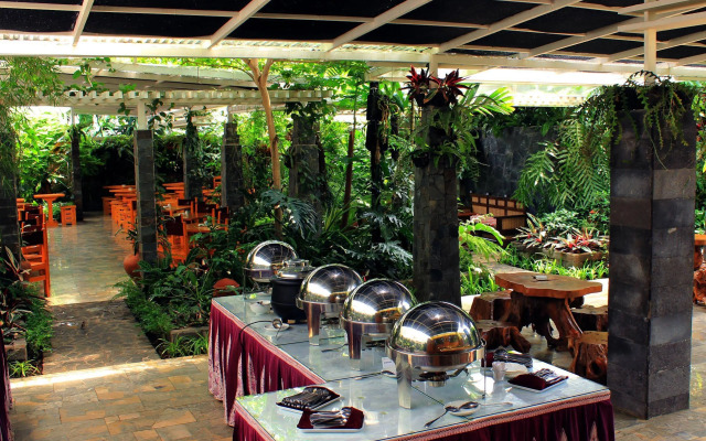 Isola Resort