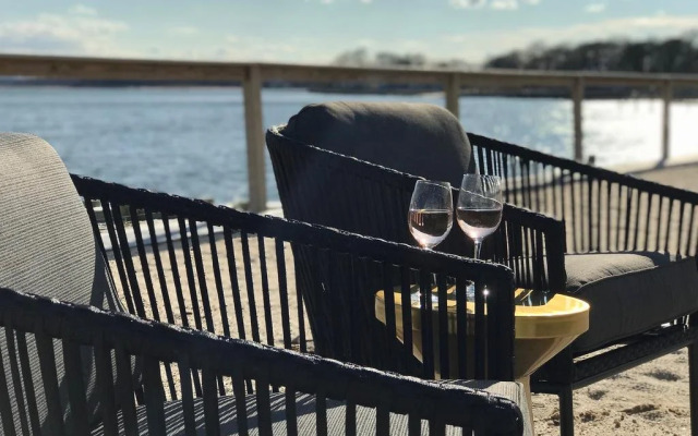 Aqua by American Beech