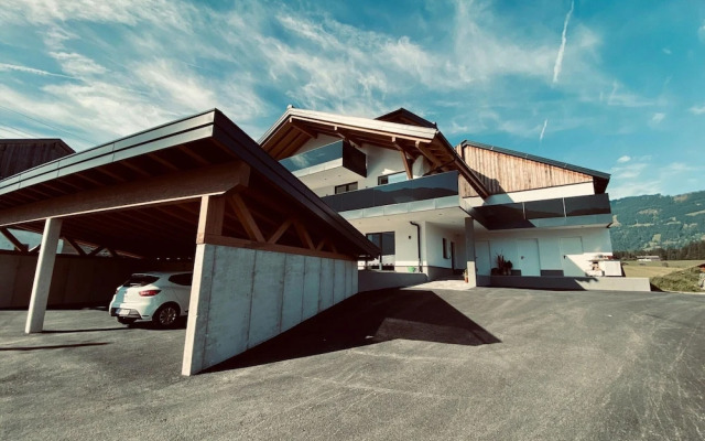 Attic Apartment in Saalfelden Near Ski Slopes