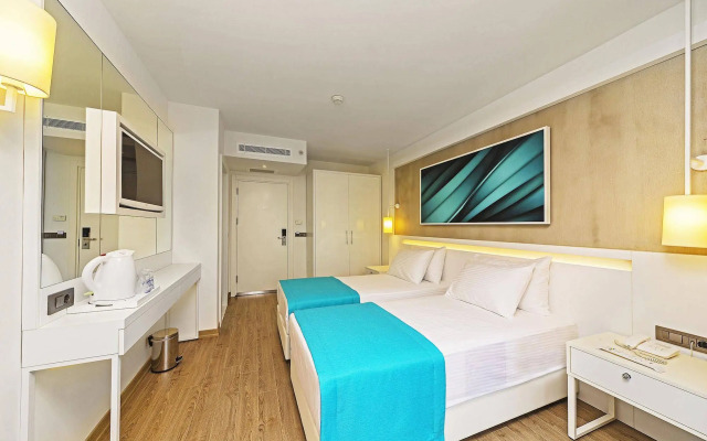 Poseidon Hotel - Adults Only