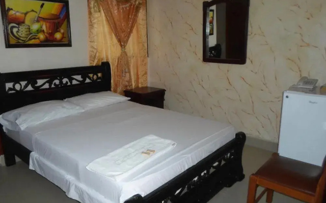 Hotel Granada Inn
