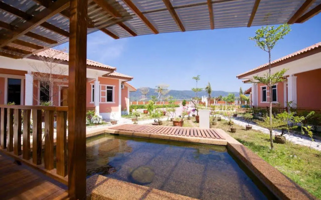 Pak Raja Villas