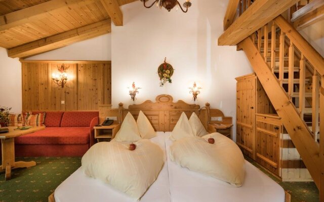 Landhotel Hauserbauer