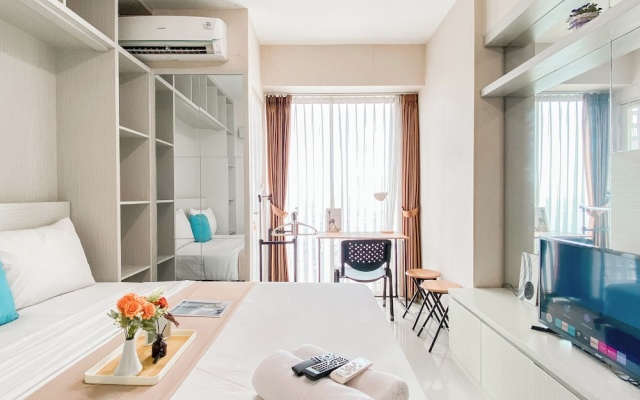 Warm And Minimalist 1Br Without Living Room Grand Kamala Lagoon Apartment – Guest Rooms – Bekasi