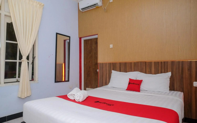 OYO Life 3301 Pondok Eyang Obi