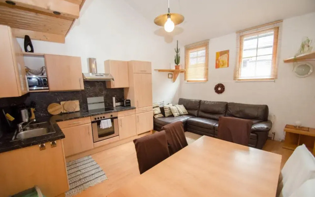 Apartment 3-room-maisonette Near ski Lift and Town