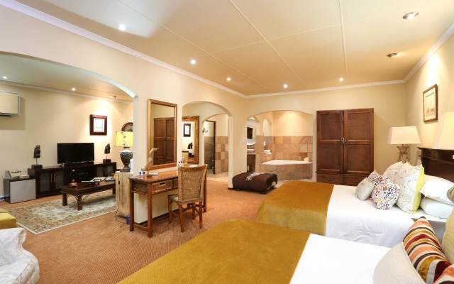 Shangri-La Manor - Adults Only