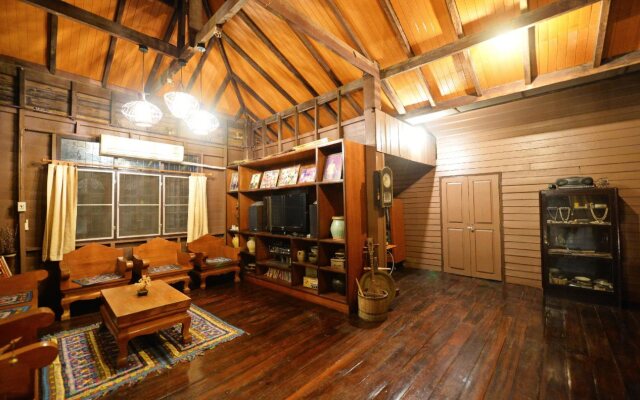 Huan Kawin Est.58 Lanna Home & Collection - Campus Accommodation