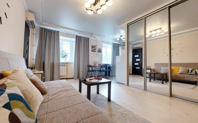 UT Карла Фуркса 4