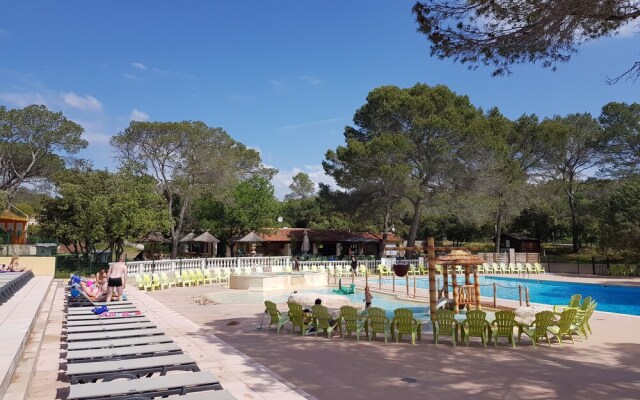 La Pierre Verte Camping Village