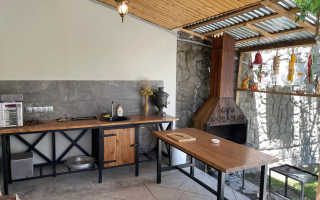 Cozy Apartment With The Best Patio and Swimming pool