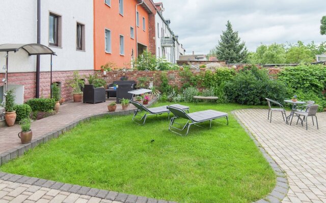 Apartment in Ilmenau With Garden, Terrace, Bbq, Deckchairs