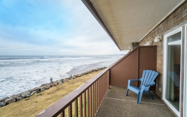 Pacific Sands Resort # 18