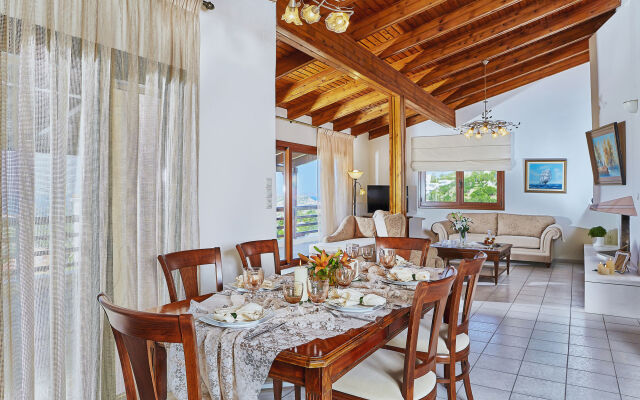 Keramos Villa and Apartments