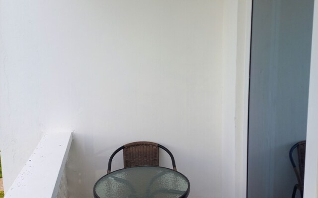 Inviting 1-bed Apartment in Malindi