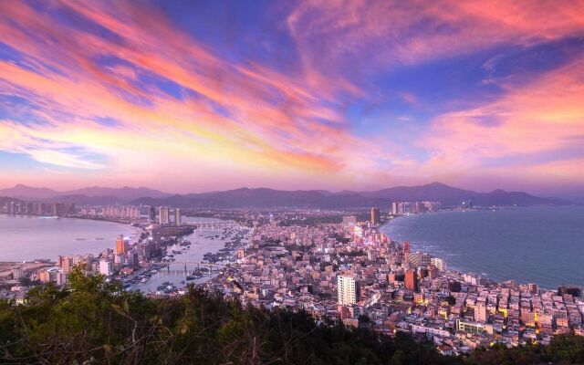 Wyndham Grand Plaza Royale Shuangyue Bay