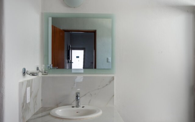 Capital O Hotel Jose Y Lety