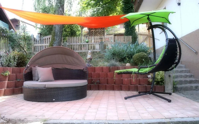 Cozy Apartment with Roof Terrace
