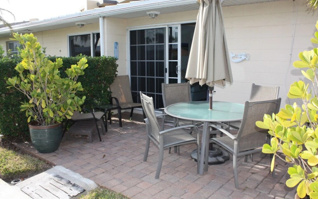 Jamaica Royale 020 - 1 Br Condo