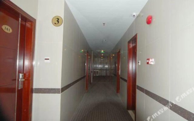 Tairong Hotel