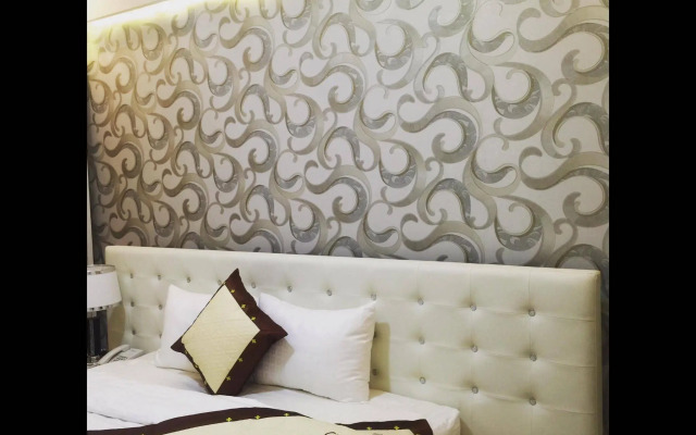 White Star Hotel