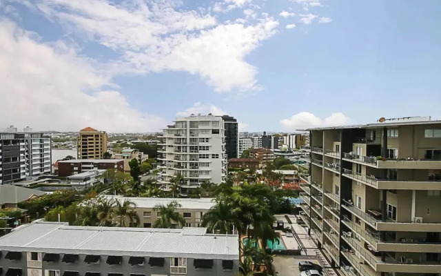 Modern Apartment Close to Brisbane CBD