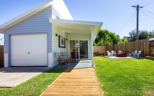 Spinnaker - Family Getaway - 2mins Walk to Beach