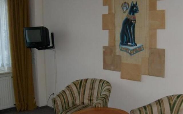 Relax Inn Health & Spa